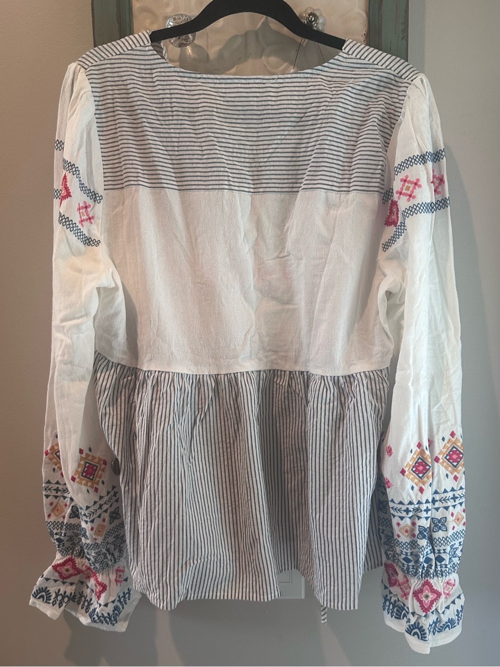 NWT Savanna Jane Embroidered Peplum Blouse Large Boho Striped Tie Neck Top - Picture 5 of 5